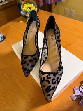 Black Mesh Leopard Print Pointed Toe Pump